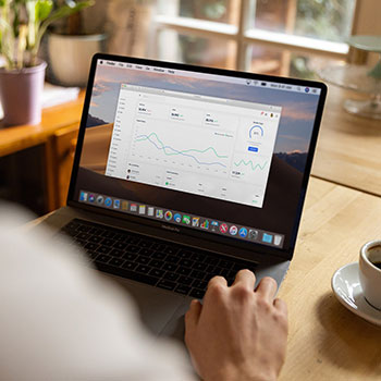 里番 漫画,里番漫画中的青春校园生活